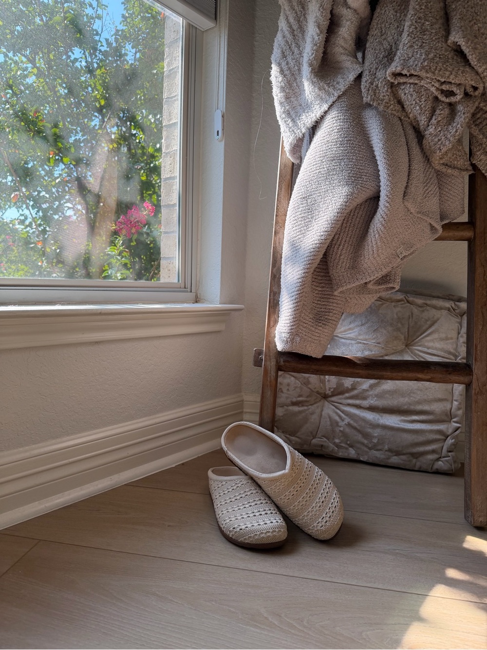 Rothy’s The Casual Clog - Powder Crochet